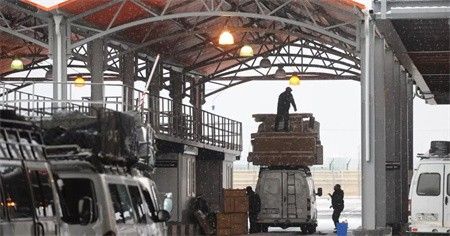 中俄口岸屡创跨境货运记录